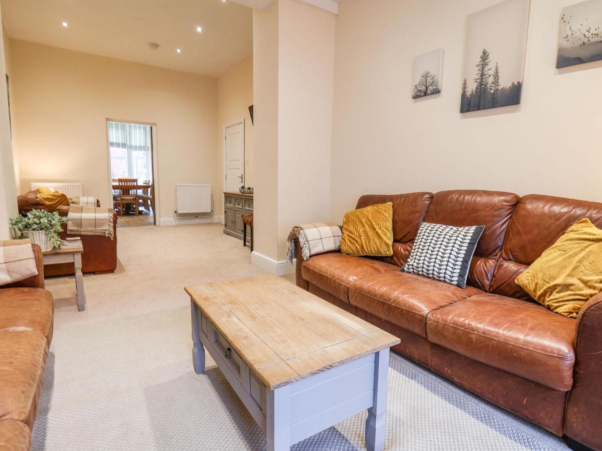 4 Normanby Terrace Βίλα Γουίτμπι Εξωτερικό φωτογραφία
