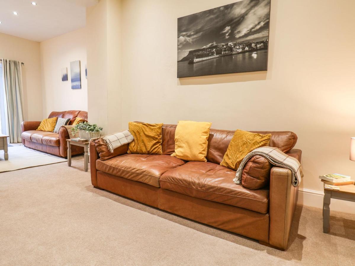 4 Normanby Terrace Βίλα Γουίτμπι Εξωτερικό φωτογραφία